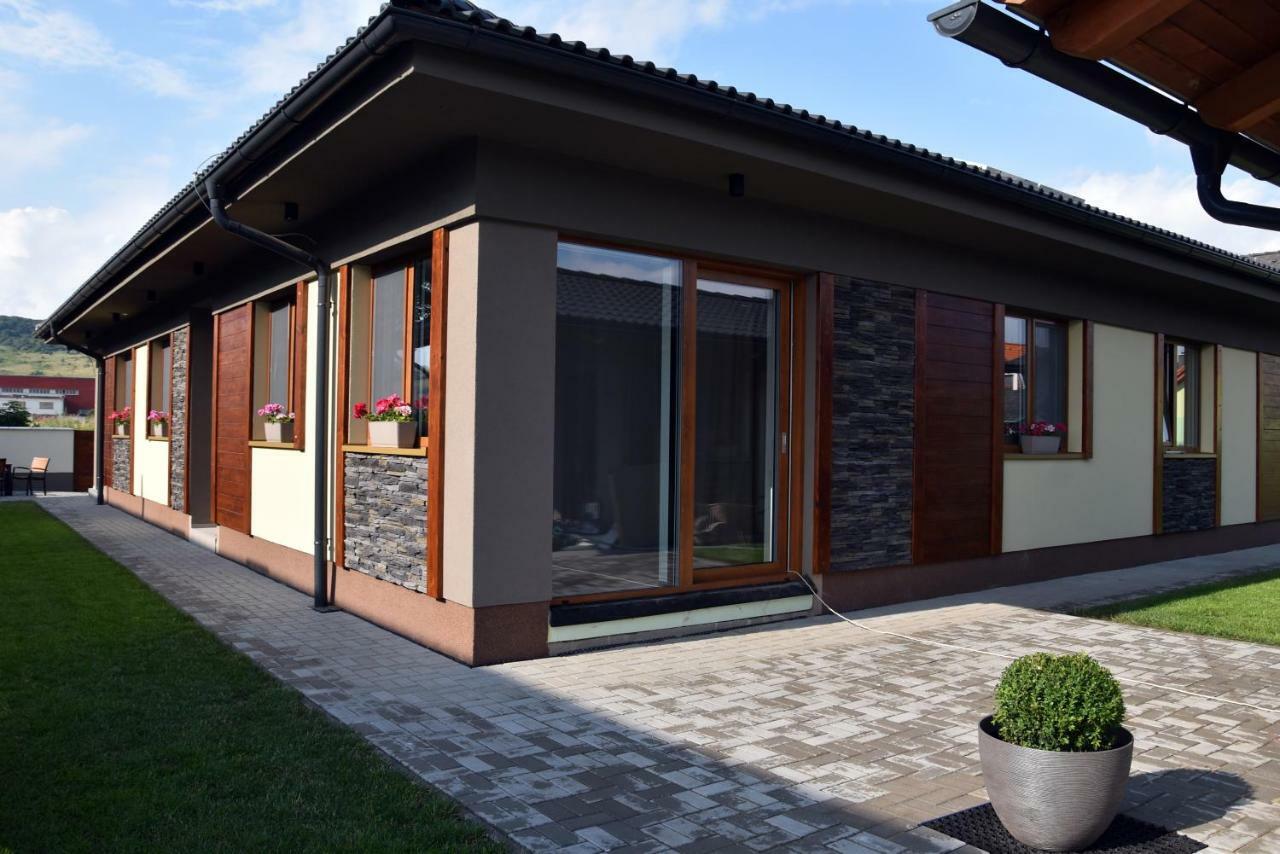 Elemir Besenova Exterior foto